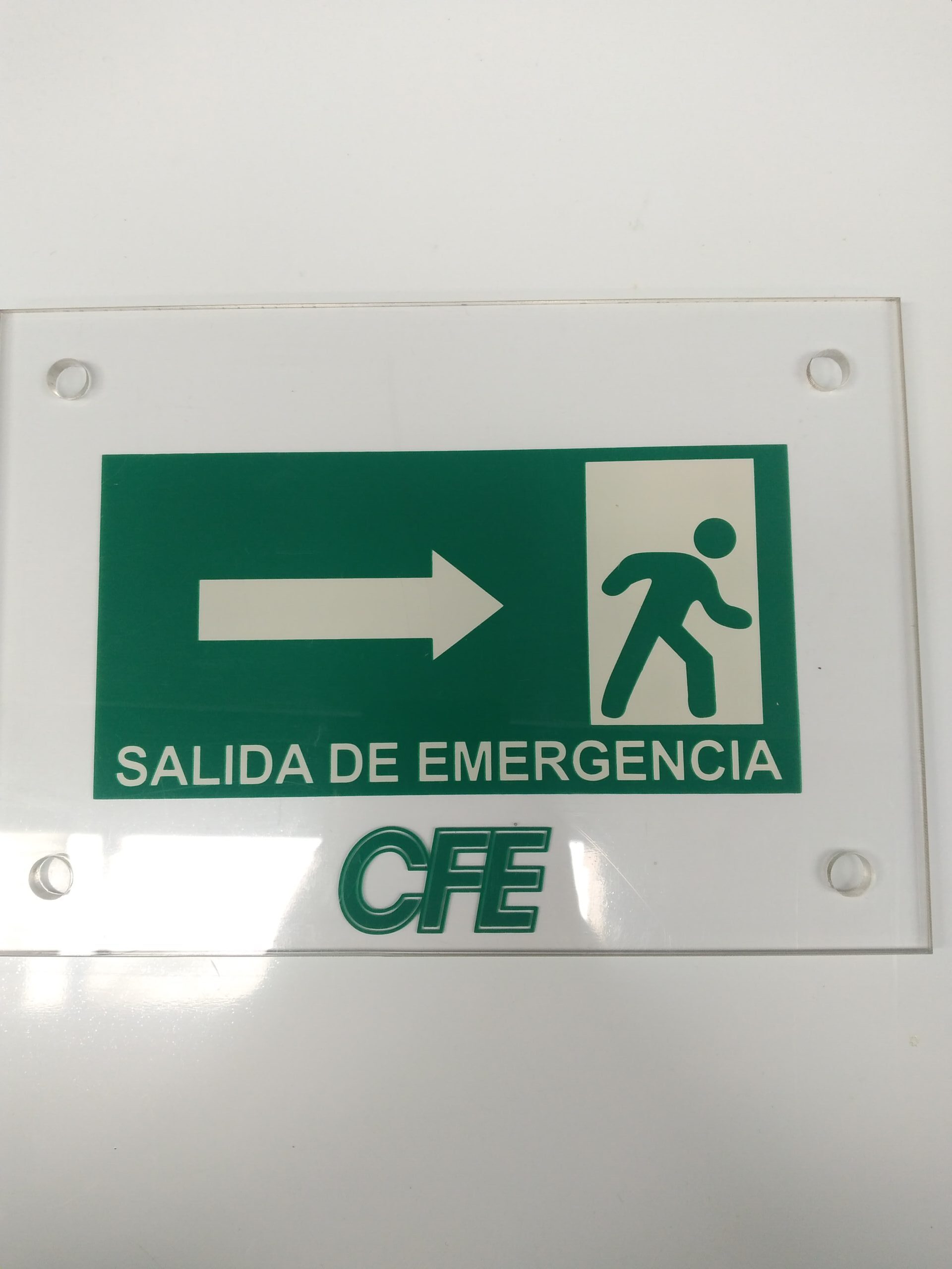 placa de acrilico con serigrafia en señaletica