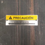 grabados_e_impresos_graficos_gigsa_placa_grabada_amarilla_imagen_facebook-PLACA AMARILLA