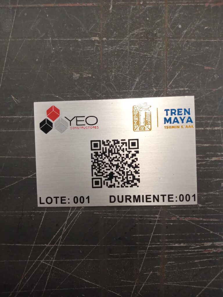 placa_rabada_acero_inoxidable_gigsa_tren_maya